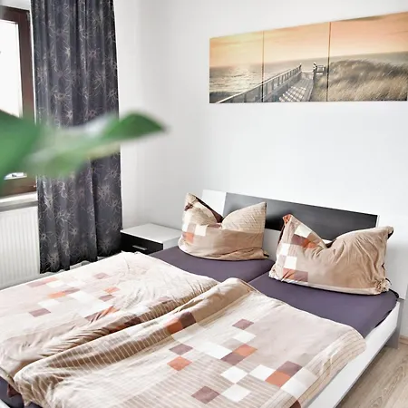 1 Ostseeferienhaeuser Stettiner Haff *