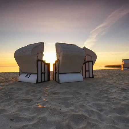 1 Ostseeferienhaeuser Stettiner Haff * Mönkebude